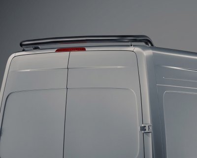 Bageste tagbøjle til Mercedes-Benz Sprinter fra 2018 og frem – Lysbøjle i rustfrit stål (70 mm) | Sort