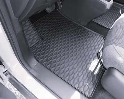 Gummimåtter til Leapmotor T03 fra 2020-