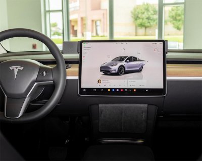 Mobilholder til Tesla Model Y 2025- | 15,4-skærm