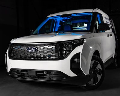 LED-rampe sæt Lumen Helios Performance CS20 til Ford E-Transit Courier fra 2023- og nyere | Active
