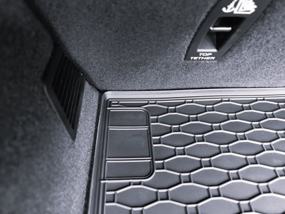 Bagagerumsbakke Jaguar F-Pace fra 2016 og nyere