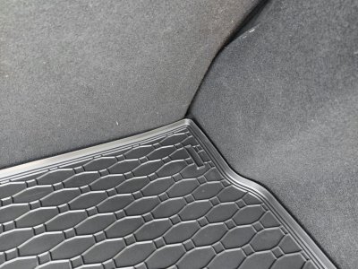Bagagerumsbakke Renault Megane fra modelår 2009-2015