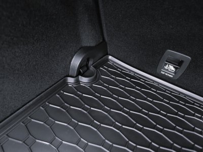 Bagagerumsbakke Renault Megane Sport Tourer fra 2016- og fremefter