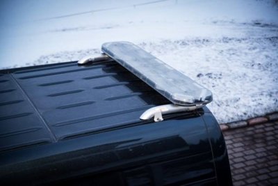 Bageste tagbøjle i aluminium til Mercedes-Benz Sprinter H2 2006-