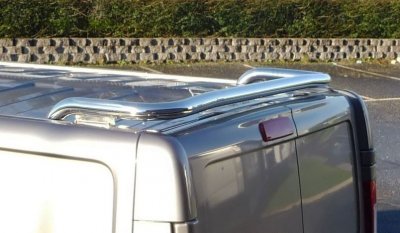 Bageste tagbøjle i rustfrit stål til Opel Vivaro 2015-
