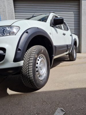 Body Cladding Mitsubishi L200 fra 2006-2015