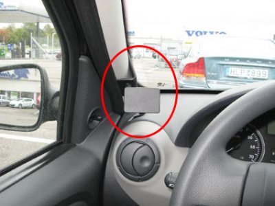 Mobilholder til Dacia Sandero 2008-2012