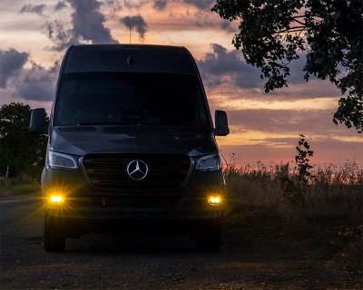 Tågelygtesæt Lazer Carbon-2 Drive til Mercedes Sprinter fra 2018-