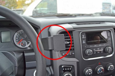 Mobilholder Dodge Ram fra modelår 2013-2018
