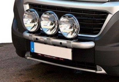 Ekstra lygtebeslag i aluminium til Fiat Ducato fra 2014-