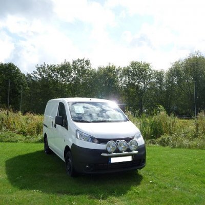 Ekstra lygtebeslag i rustfrit stål til Nissan NV 200 2010-