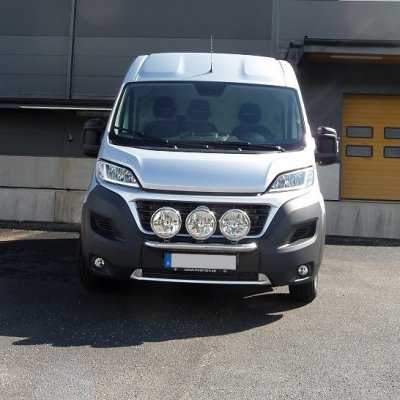 Ekstra lygtebeslag i rustfrit stål til Peugeot Boxer 2014-