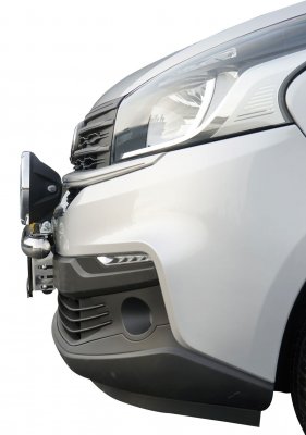 Ekstra lygtebeslag i rustfrit stål til Fiat Talento fra 2016-2022