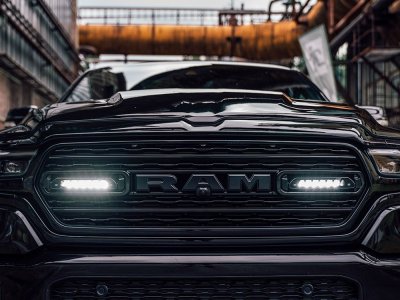 Ekstralys-pakke Lazer Dodge RAM fra 2019-2024
