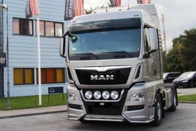 Frontbøjle "City" med LED-belysning i rustfrit stål - MAN TGX 2013-