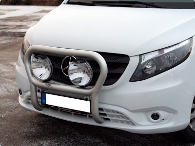 Frontbøjle i aluminium til 2 ekstralygter til MB Vito/V-klasse 2015-