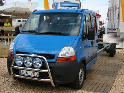 Frontbøjle i rustfrit stål til Nissan Interstar 2004-2010