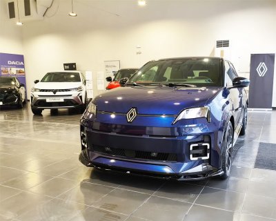 Frontsplitter V1 til Renault 5 E-Tech fra 2024- | Sporty frontlæbe