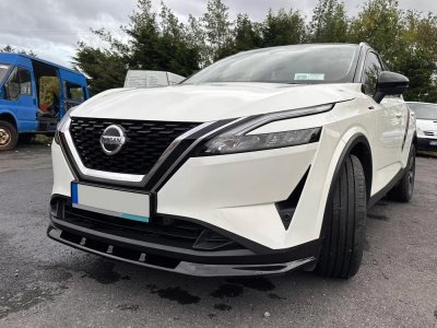 Frontsplitter Nissan Qashqai fra modelår 2021-