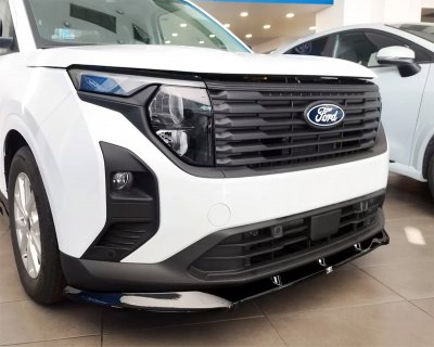 Frontsplitter Ford Transit Courier fra 2023-
