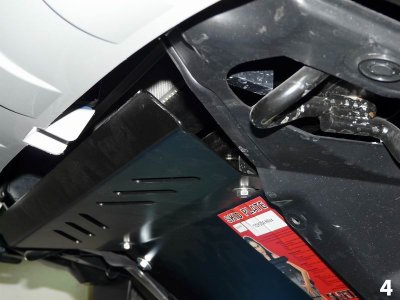 Sumpplade til Toyota Hilux fra 2006- & 2010- (2-SORT)