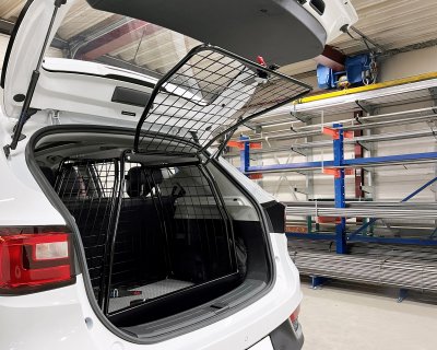 Hundebur MG ZS EV fra 2017-2024