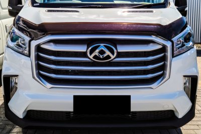 Motorhjelmsbeskytter Maxus e-Deliver 9 fra 2021-