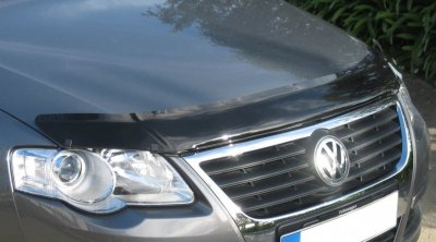 Motorhjelmsbeskyttere i mørk akrylplast til Volkswagen Passat 2005-2010