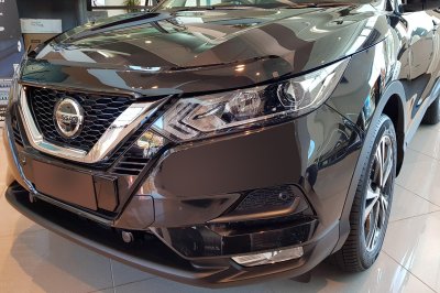 Motorhjelmsbeskytter Nissan Qashqai fra 2017-2020
