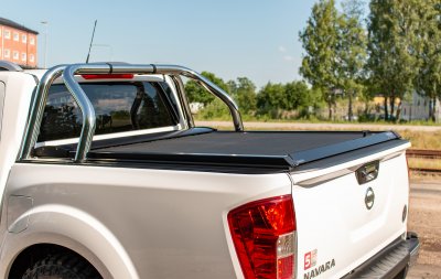 Sort Rulleafdækning til Nissan Navara 2015-2022
