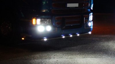 DRL-forlygteindsatser til Scania 4-serien & R-serien (1995-2016)
