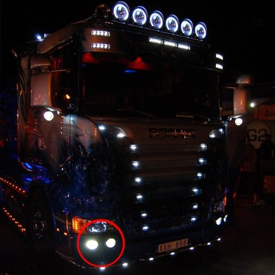 DRL-forlygteindsatser til Scania 4-serien & R-serien (1995-2016)