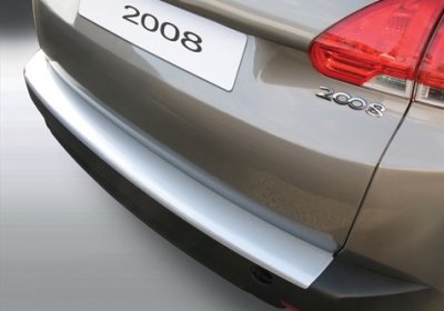 Lastbeskytter / kofangerbeskyttelse i ridsefast ABS-plast til Peugeot 2008 06.2013-