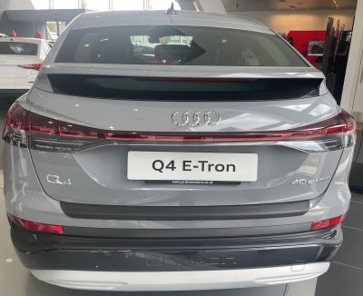 Lastbeskytter i ABS-plast til Audi Q4 e-tron fra 2021-