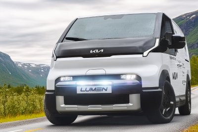 LED-lysbjælkepakke til Kia PV5 Cargo fra 2025- | Lumen Helios CS20 Slim
