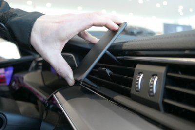 Mobilholder til Audi e-tron 2019