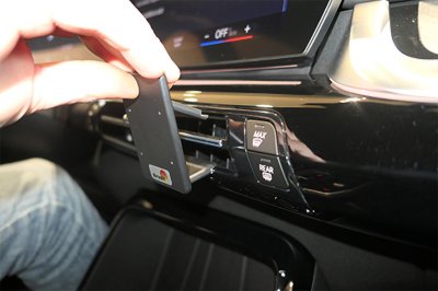 Mobilholder BMW iX2 2024-