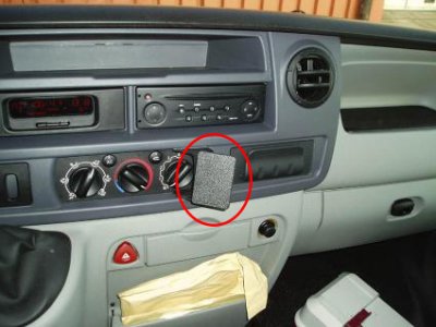 Mobilholder til Nissan Interstar 2004-2010