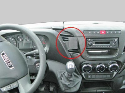 Mobilholder Iveco Daily fra 2014-