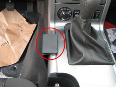 Mobilholder Nissan Navara fra 2010-2015