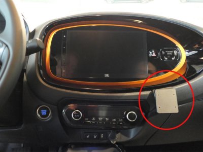 Mobilholder Toyota Aygo X fra 2022-