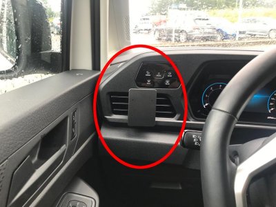 Mobilholder Volkswagen Caddy 2021-