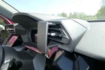 Mobilholder Audi A3 fra modelår 2021-