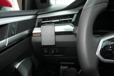 Mobilholder Volkswagen Arteon fra 2021- | Til montering til venstre for rattet