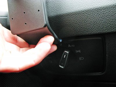 Mobilholder Proclip Volkswagen Arteon fra 2021- | Til montering på venstre side af rattet