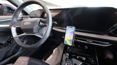 Mobilholder Audi A5 fra 2025 og nyere