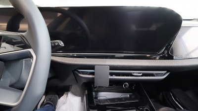 Mobilholder Audi A5 fra 2025 og nyere