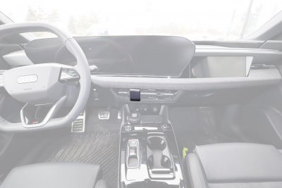 Mobilholder Audi A6 e-tron fra 2025 og nyere | Til montering under midterskærmen