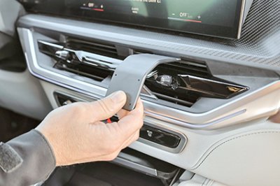 Mobilholder BMW XM fra år 2023-