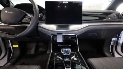 Mobilholder BYD Tang fra 2021 og nyere